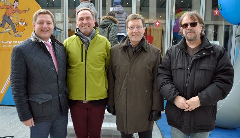 Bürgermeister Albel, Superintendent Sauer, Rektor Stotter und Marjan Kac